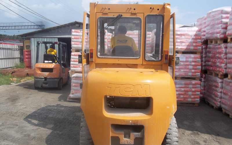 Услуги вилочного погрузчика 5 тн. Больше возможностей