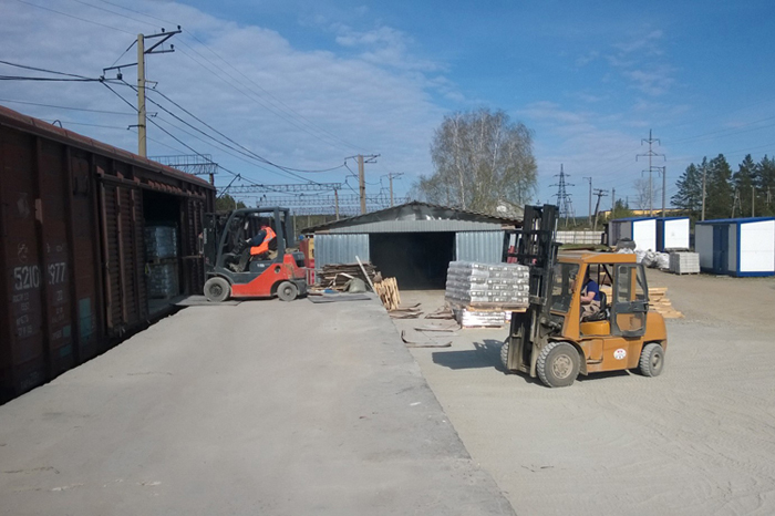 Погрузка крытых вагонов